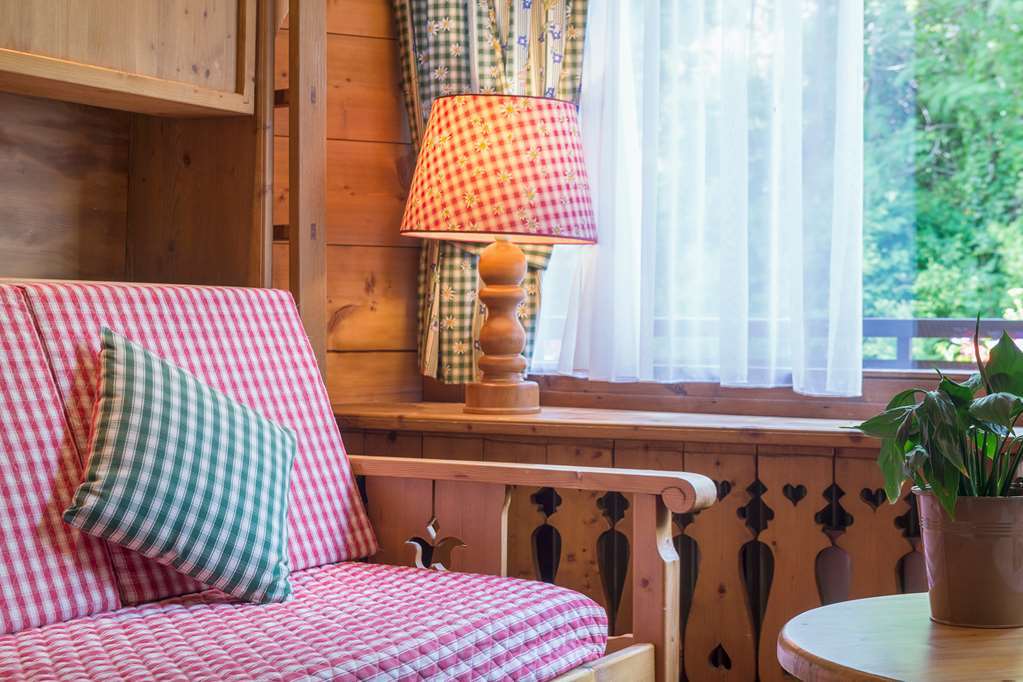 Le Dahu Hotel-chalet De Tradition 4*
